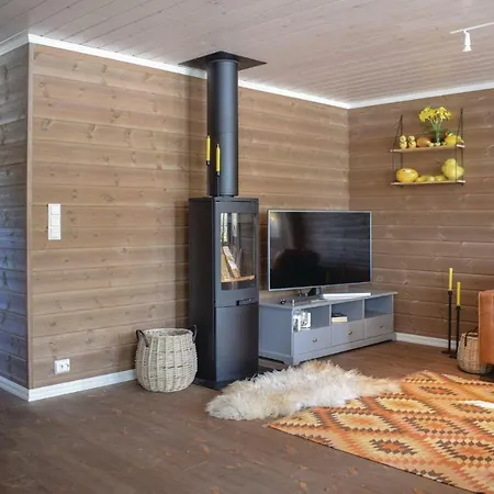 Four-bedroom Holiday In Сasa de vacaciones Tisleidalen