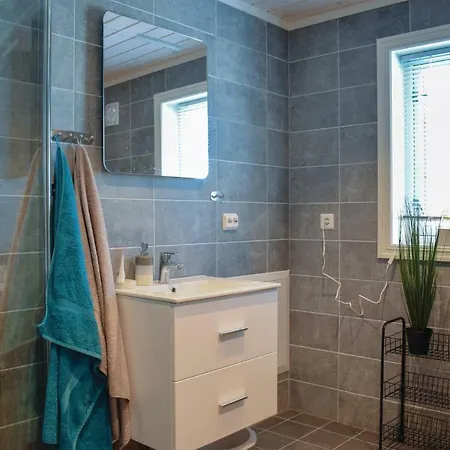 Four-bedroom Holiday In